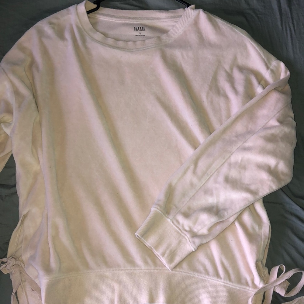 Light pink sweatshirt